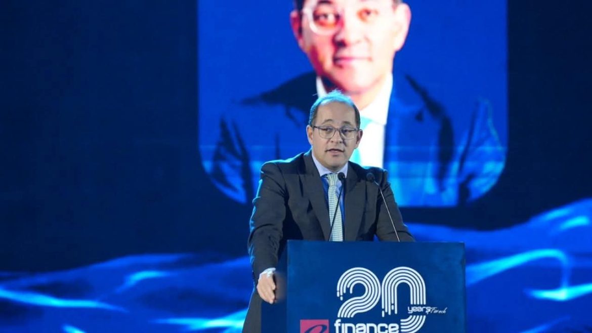 وزير المالية