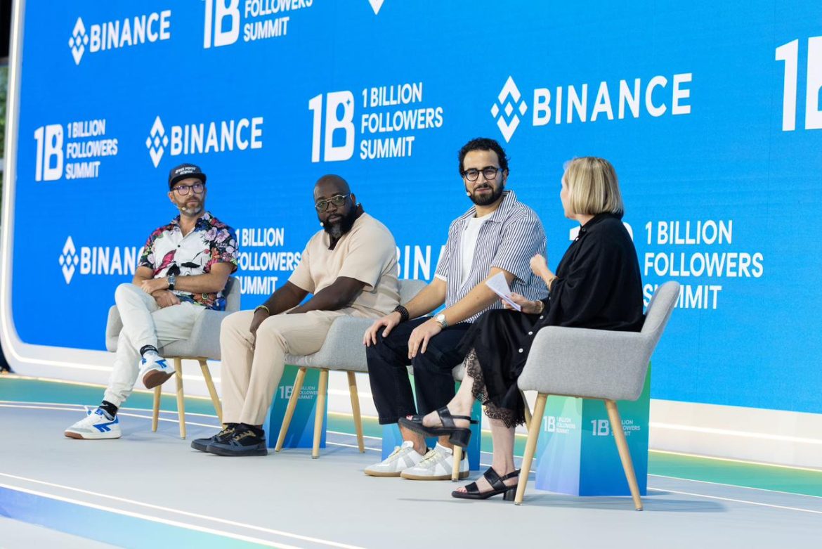 قمة المليار متابع