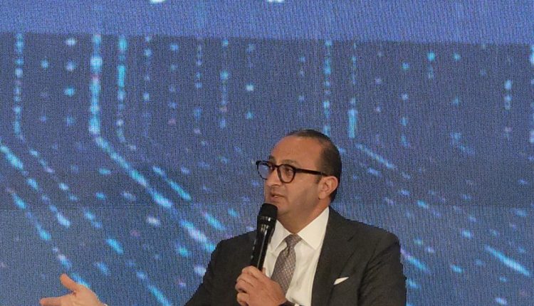 الدكتور أحمد جلال